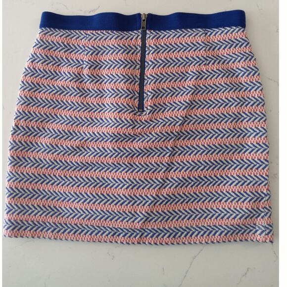 $Gap Women's Chevron mini skirt Embroidered Aline sz XS. Blue Orange - Picture 2 of 6